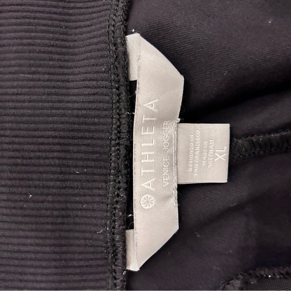 Women’s Athleta Venice jogger. Size Xl - Picture 5 of 6